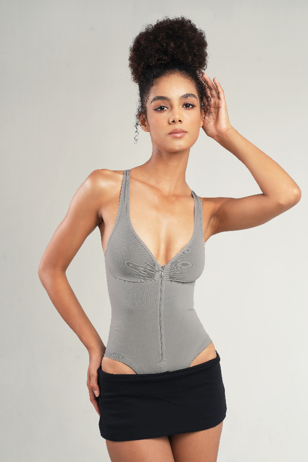 /images/gigi-zipper-shapewear-bodysuit-1743758276572-5.jpeg